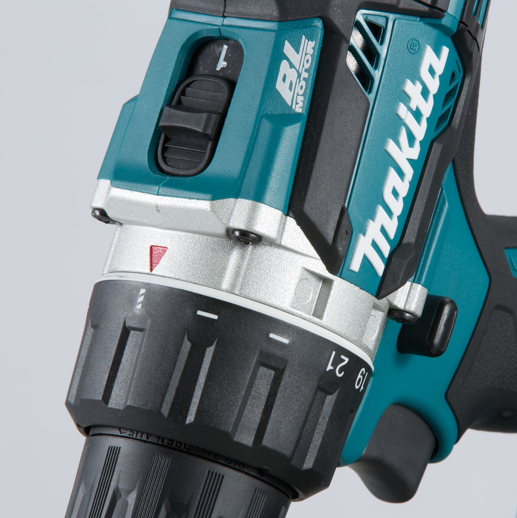 Makita DDF484RTJ Akku-Bohrschrauber LXT® 18 V • 54 Nm • 2.000 min⁻¹ • 2 x 5 Ah