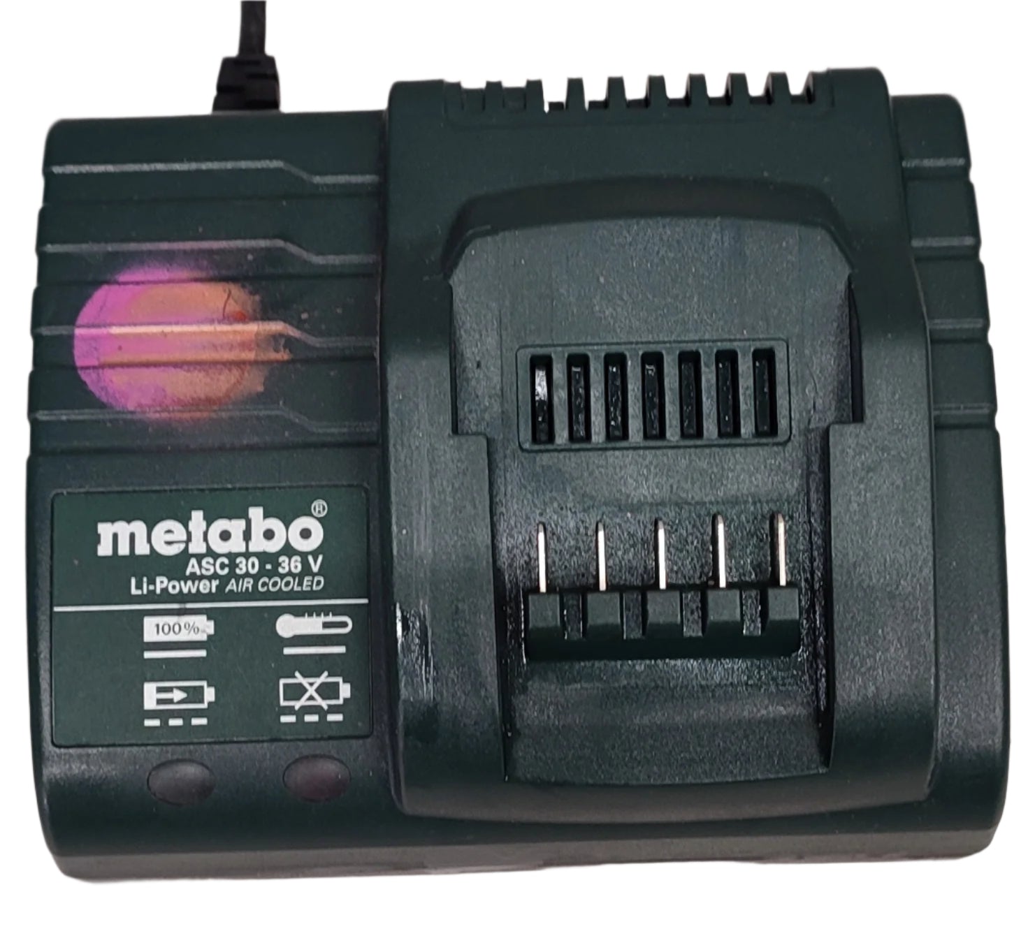 Naudotas Metabo ASC 30-36 V įkroviklis