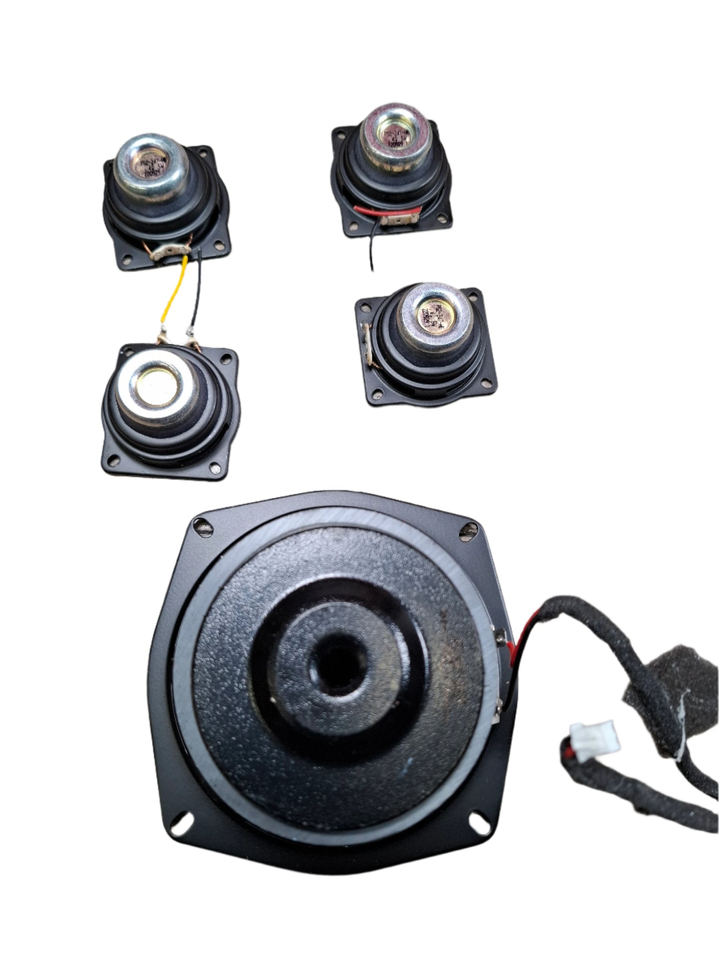 Dewalt DWST1-81078-QW radio speakers set USED