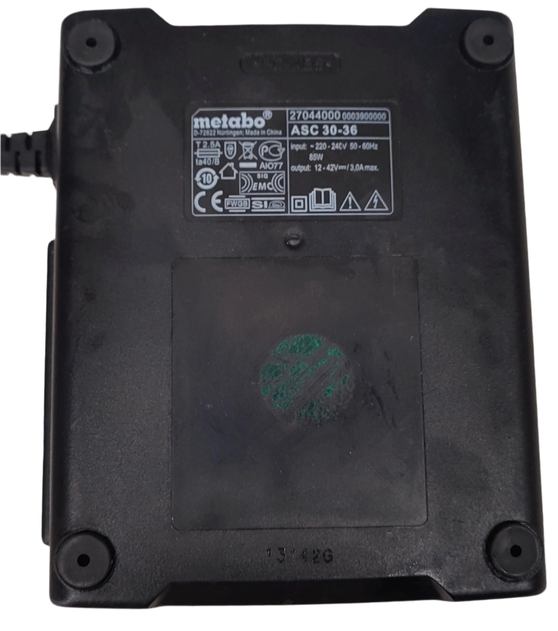 GEBRAUCHTES Metabo Ladegerät ASC 30-36 V EU-Stecker